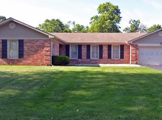 1352 Tanforan Dr, Lexington, KY 40517