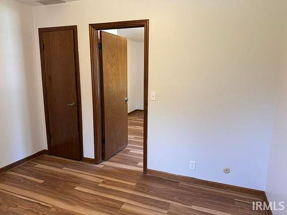 5th image of 1424 Continental Dr