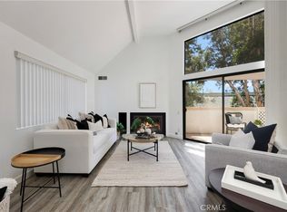 190 N Singingwood St UNIT 1, Orange, CA 92869
