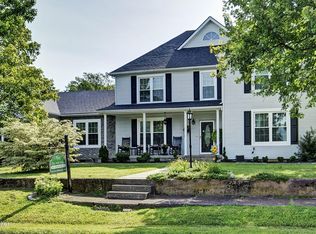 110 Holy Cross Rd, Loretto, KY 40037