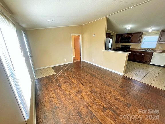 4th image of 3826 Berry Creek Cir