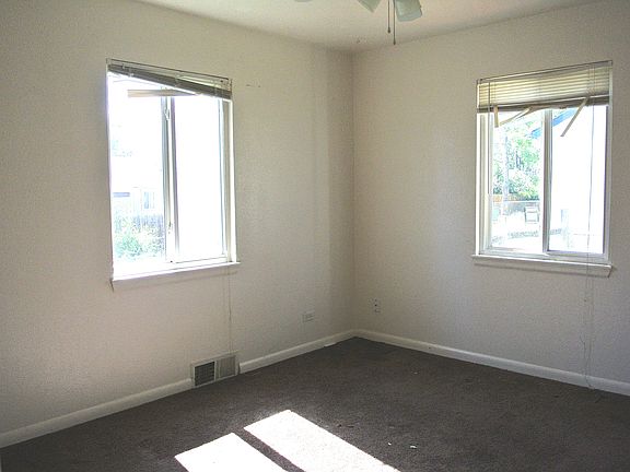 4th image of 2290 S King St