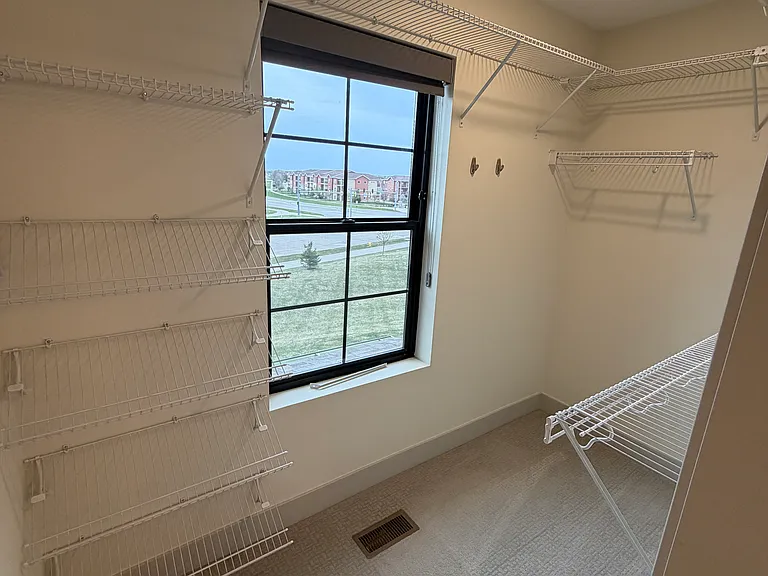 6460 Galleria Dr #2103 — Photo 6
