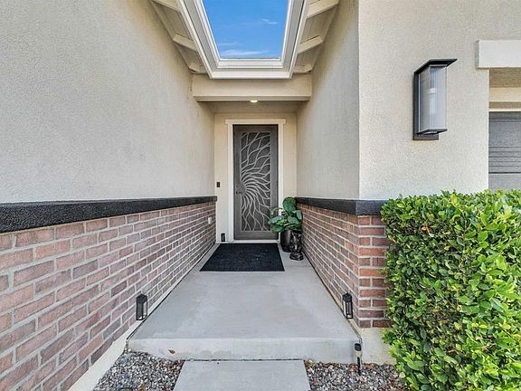 3rd image of 28581 Wedelia St