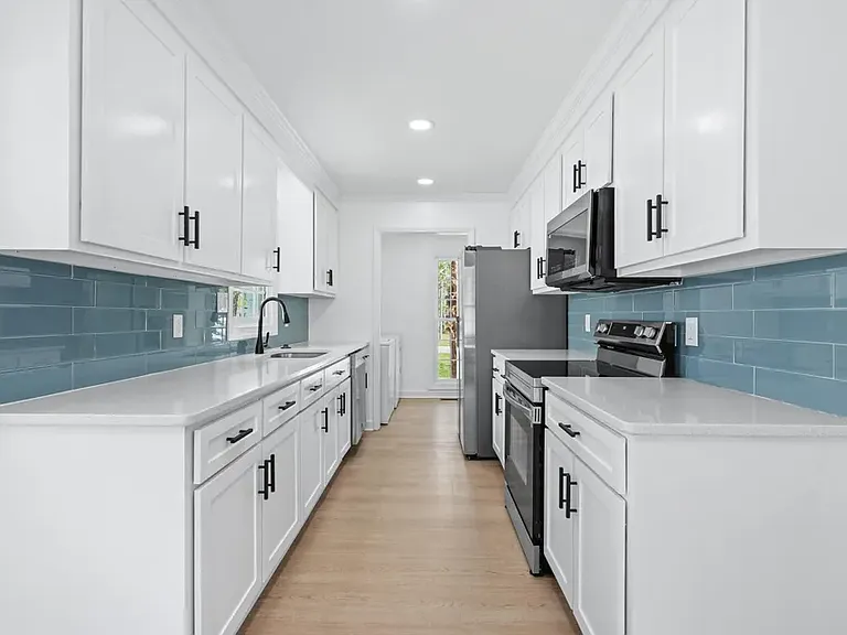 703 14th Ave S — Photo 11