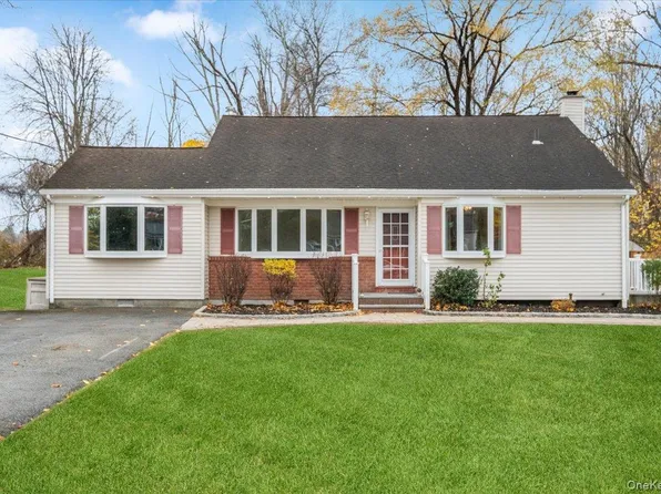 889 Fox Meadow Road, Yorktown Heights, NY 10598