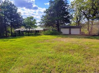 11053 S Sawmill Rd, Atoka, OK 74525