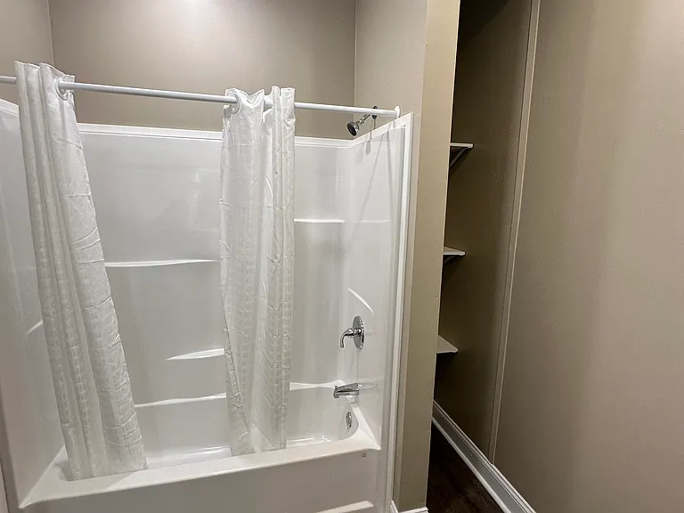 119 Banks Rd — Photo 5