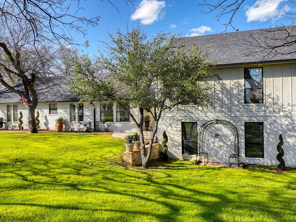 775 Big Valley Cir Lipan TX Zillow