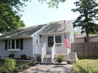 829 Shore Rd, Keyport, NJ 07735
