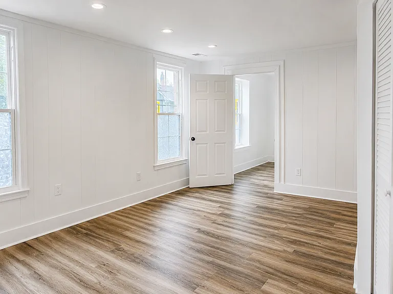 313 E King St #3 — Photo 5