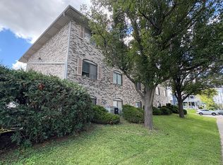 701 Bowery St APT 8, Iowa City, IA 52240