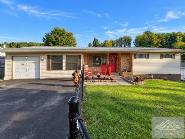 131 Greenway Rd, Princeton, WV 24739