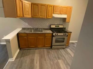 114 Ashley St, Hartford, CT 06105