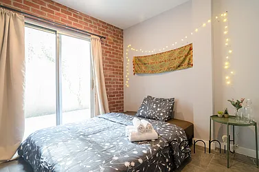 Rented by Rennit Inc.