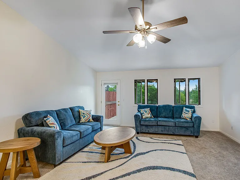 1606 Northbrook Dr — Photo 8