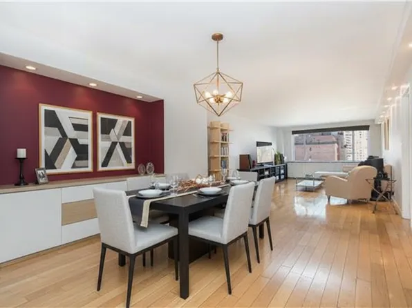 411 East 53rd Street image 1 of 4