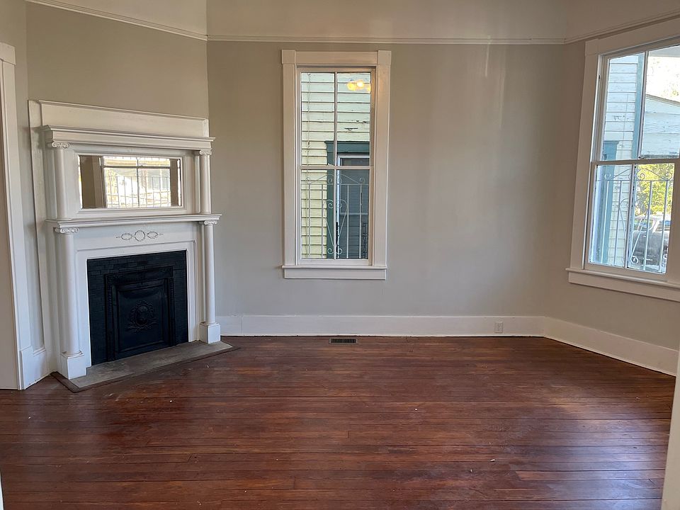 611 W 39th St Savannah GA Zillow