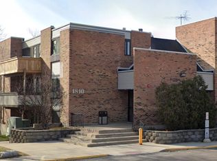 1810 Hemlock Pl APT 208, Schaumburg, IL 60173
