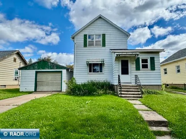 5722 Mountain Ave, Mountain Iron, MN 55768