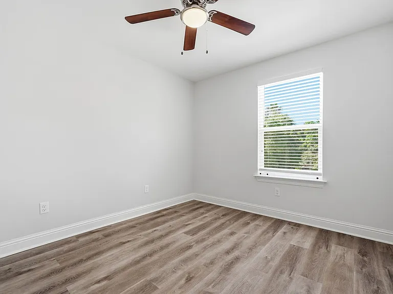 699 Woodlawn Ave NW — Photo 31