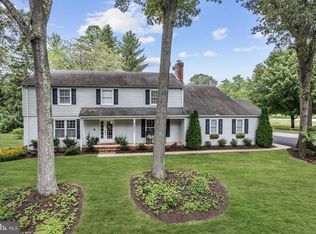 201 Saint Ives Dr, Severna Park, MD 21146