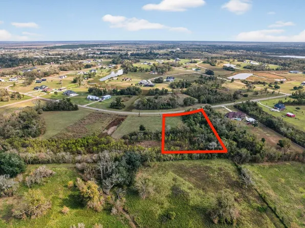 22818 Pittman Dr, Angleton, TX 77515