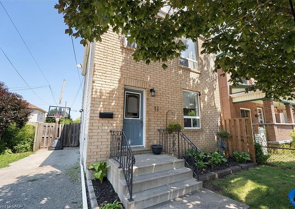1st image of 11 Primrose Ave