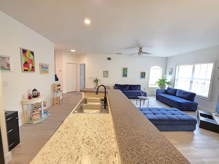 2171 Portofino Pl #27-225 — Photo 34