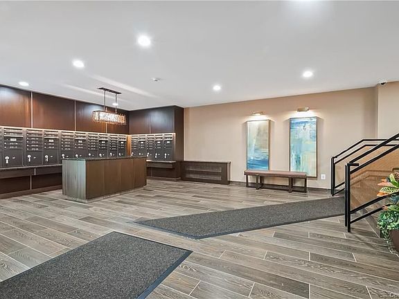 5th image of 372 Central Park Ave APT 4V