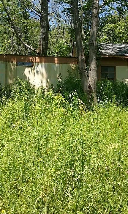 2nd image of 3899 Pattridge Rd