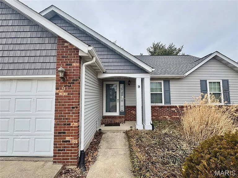 9 Jason Dr — Photo 6