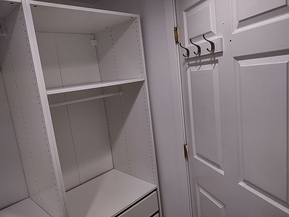 3rd image of 177 107th Ave NE APT 712