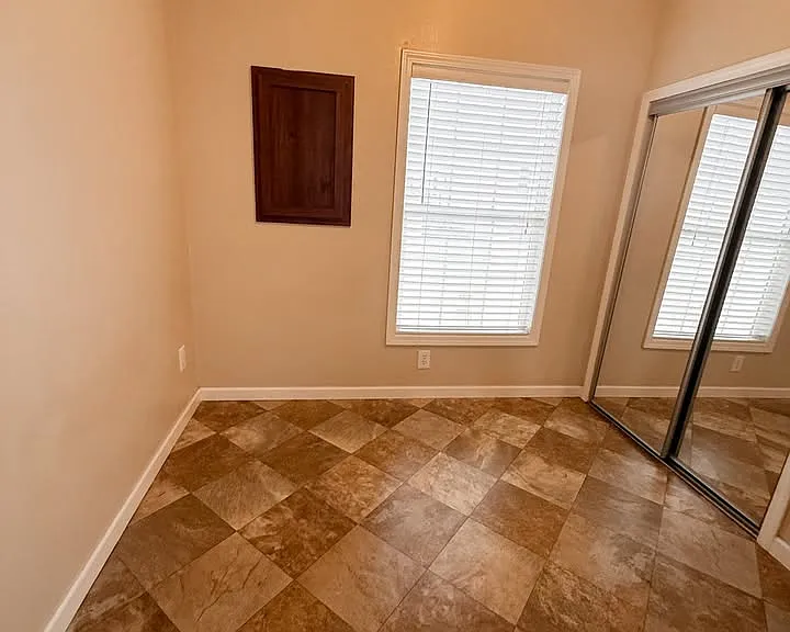 2211 Ashberry Ave #21 — Photo 8