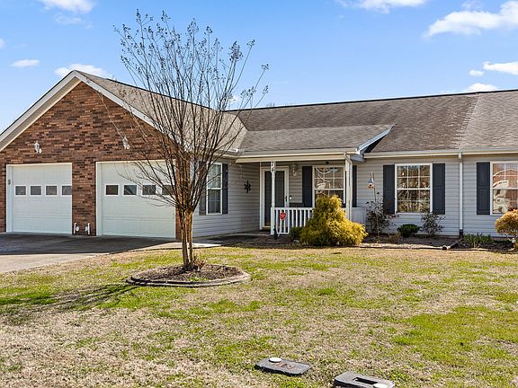 2nd image of 74 Flagstone Dr