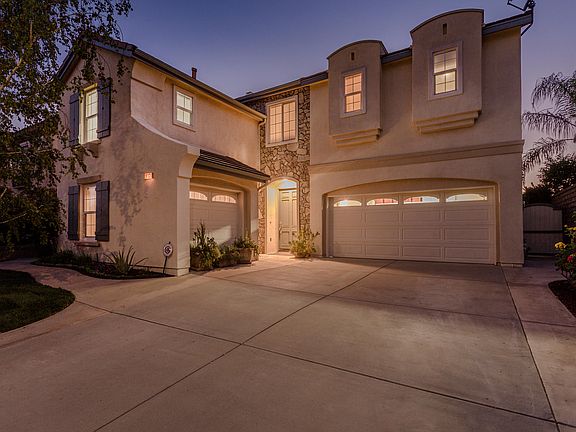 4th image of 913 Alexandra Ct