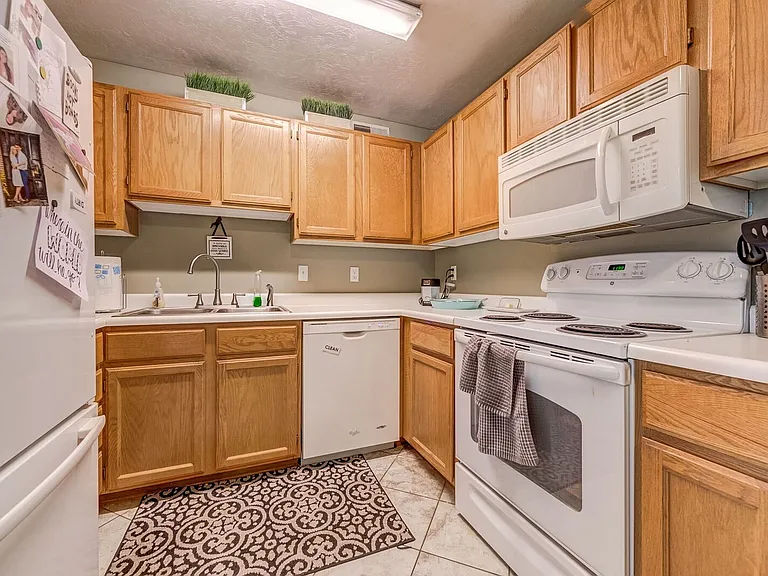836 N University Ave #312 — Photo 10