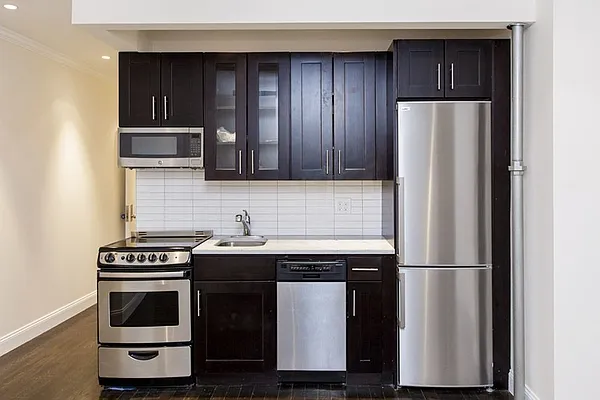 Rented by Voro New York | media 14