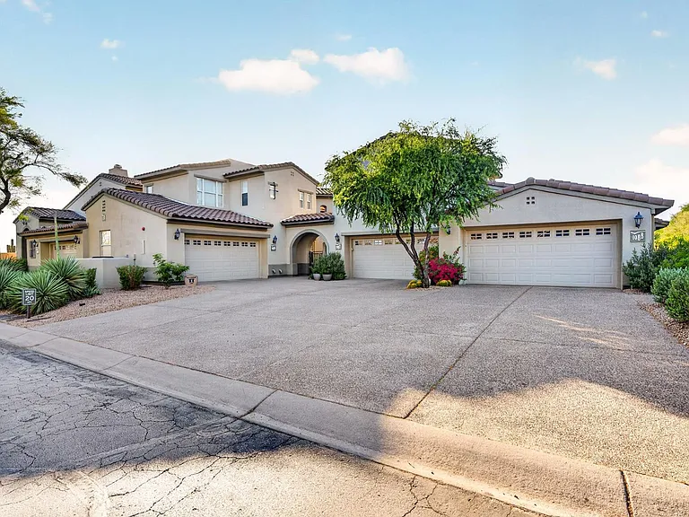 20802 Grayhawk Dr #1087 — Photo 5