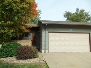 3818 Emerald Cir, Manhattan, KS 66503