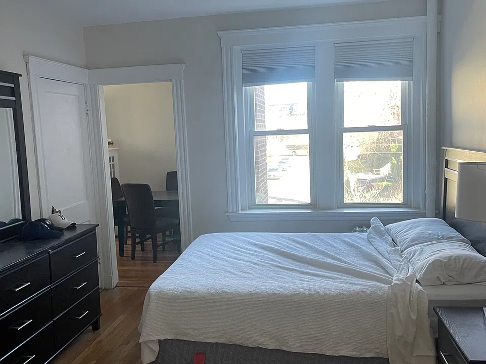 28 Langdon St #7A