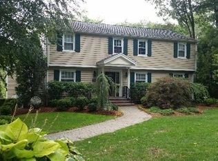 18 Sloping Hill Ter, Wayne, NJ 07470