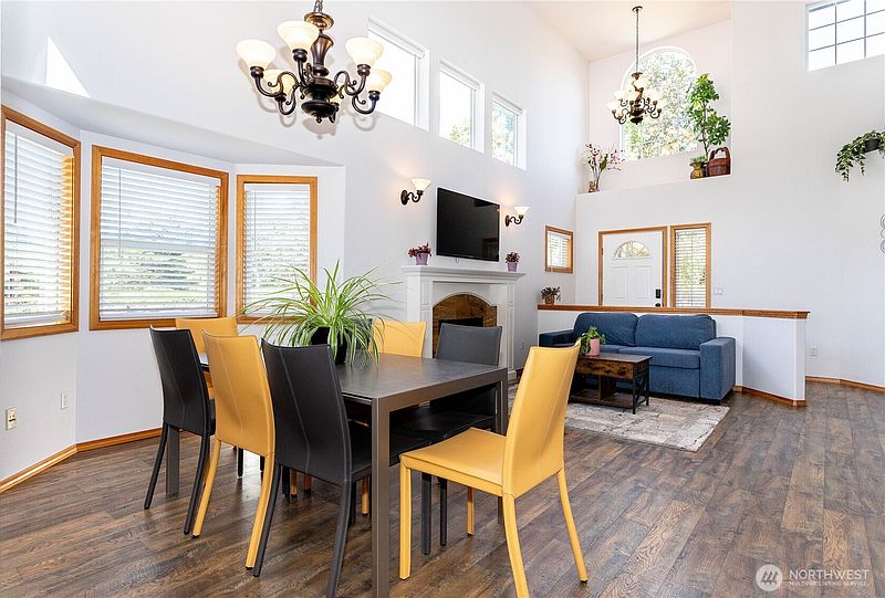 5th image of 18103 SE 247th Street