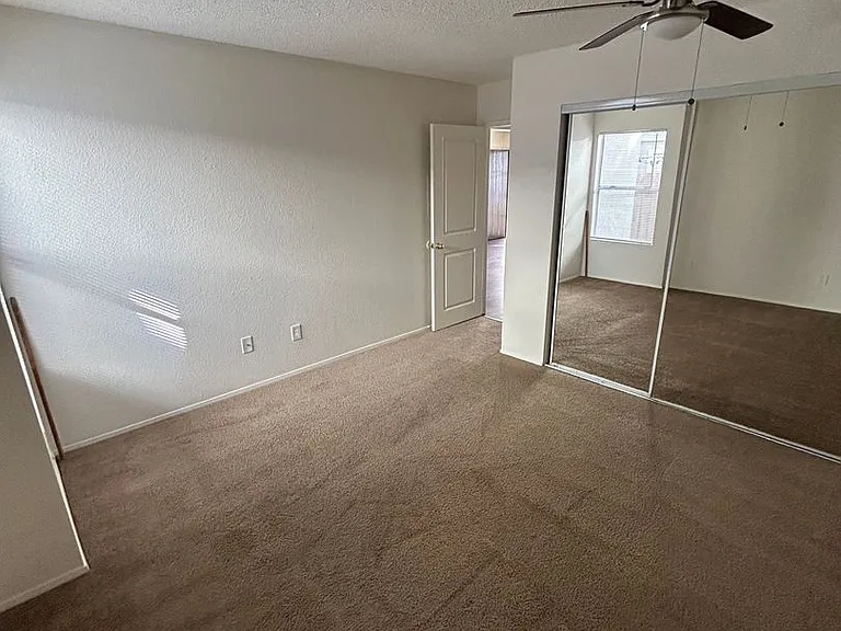 600 Emory St — Photo 15