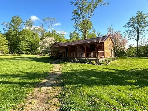 1016 E Woodrow Branch Rd, Marlinton, WV 24954