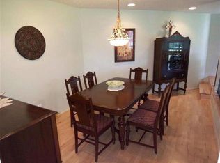 486 Westgate Dr, Edison, NJ