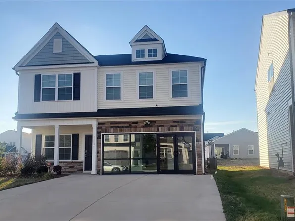 3909 Cowen St, High Point, NC 27265