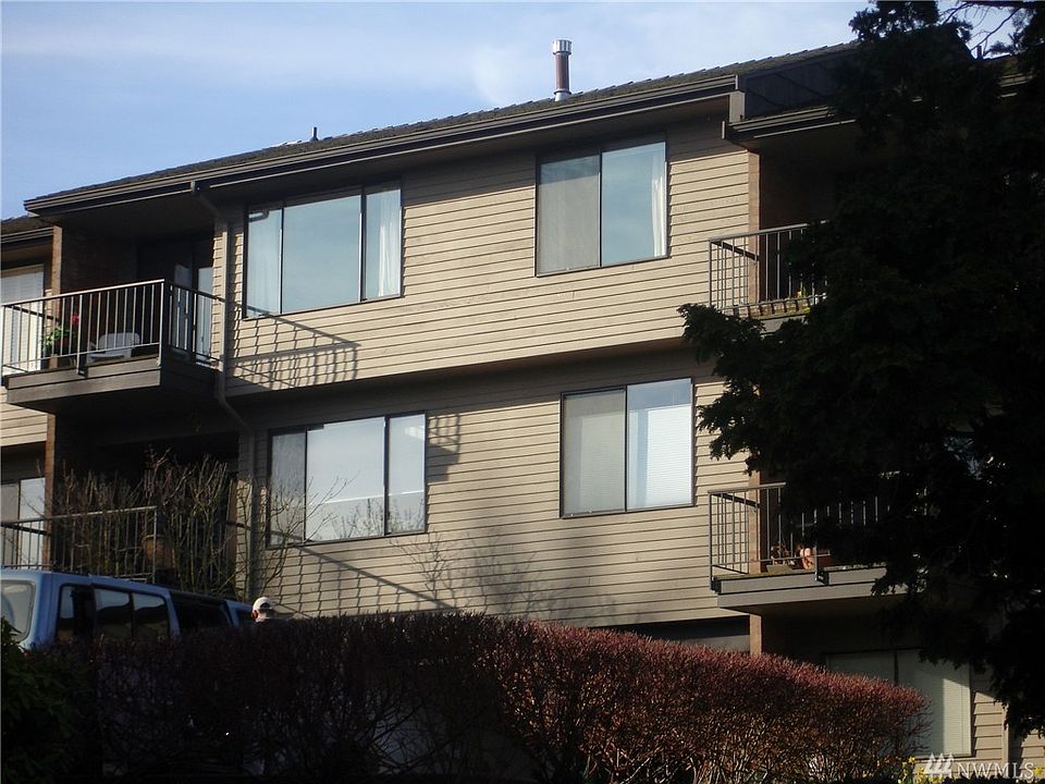 1st image of 10639 Glen Acres Dr S