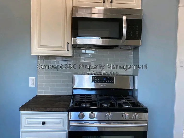 1144 E Appleton St #2 — Photo 18