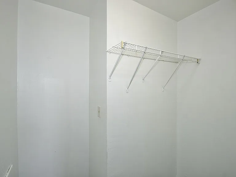 105 Ella St — Photo 20